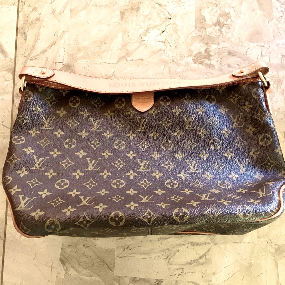 Louis vuitton bag